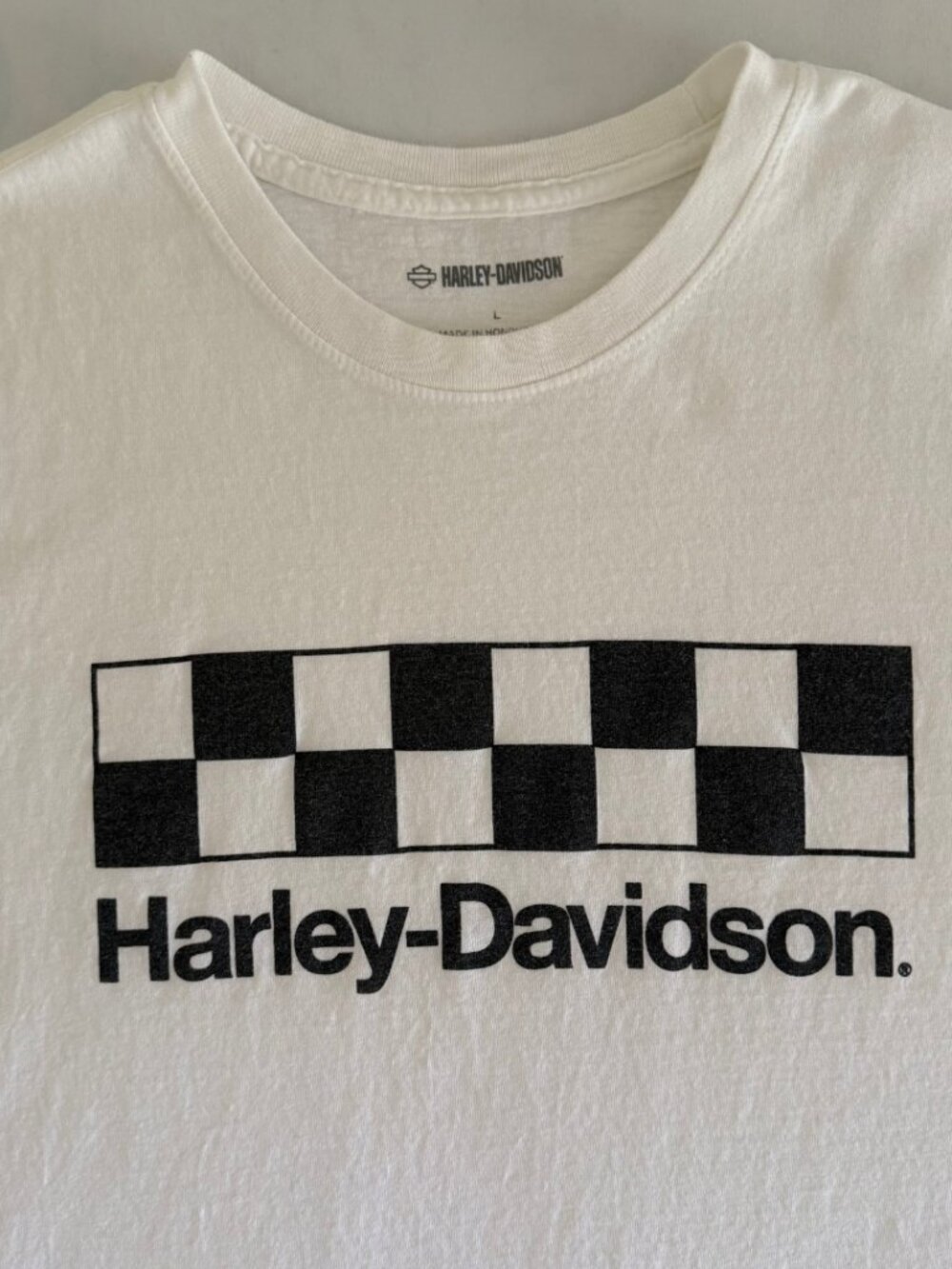 Harley Davidson White Graphic Checkerboard Logo Tee - Picture 4 of 5